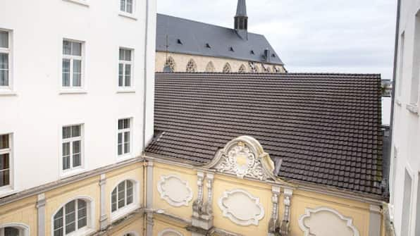 Uitzicht binnenhof - ACHAT Sternhotel Bonn