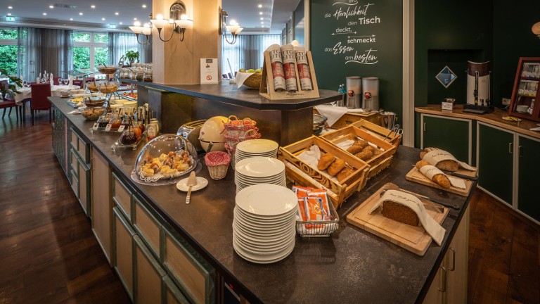 Ontbijtbuffet - ACHAT Hotel Reilingen