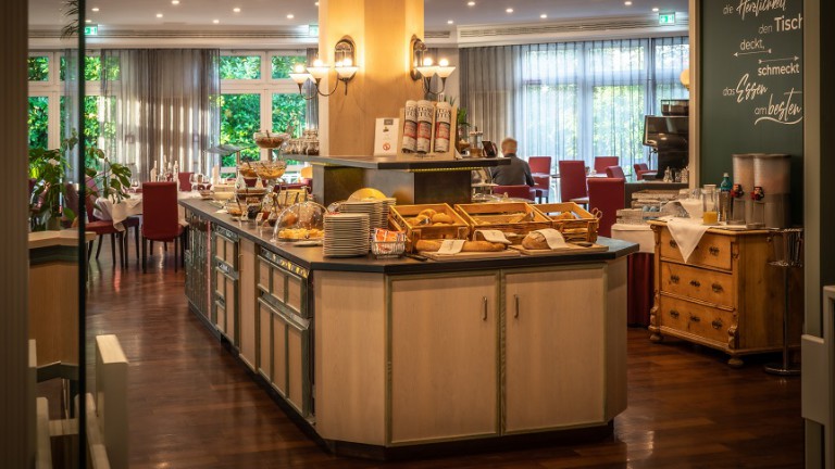 Ontbijtbuffet - ACHAT Hotel Reilingen