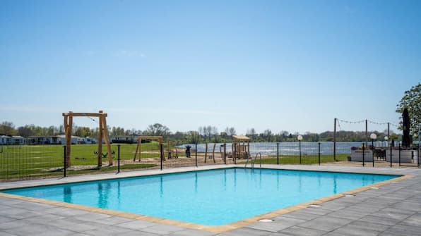 Pool - Maaspark de Lithse Ham