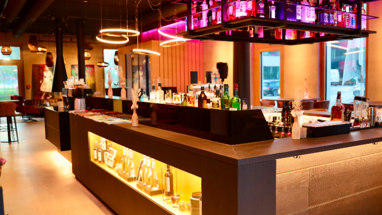 Bar - Amedia Trademark Collection by Windham Hotel