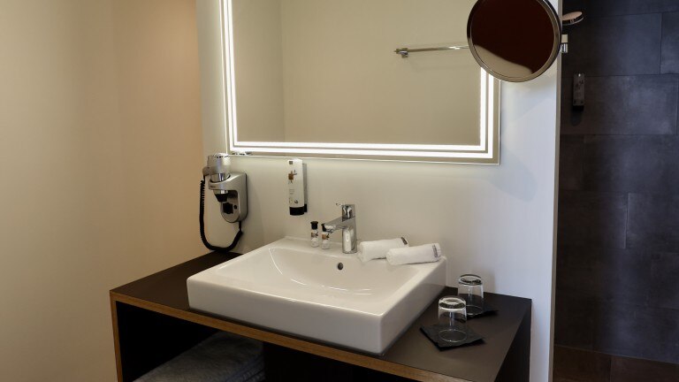 Superior-Zimmer – Medien-Markenzeichen-Kollektion von Windham Hotel