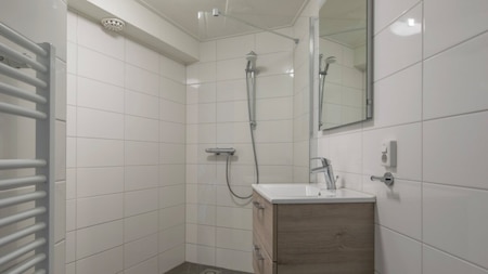 Badkamer - Roompot Hof Domburg Badkamer - Roompot Hof Domburg