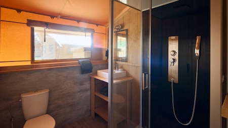 Badezimmer - Lake Resort Beekse Bergen