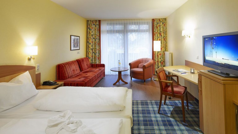 Standaardkamer meerzicht - Familiekamer - Göbel's Seehotel Diemelsee