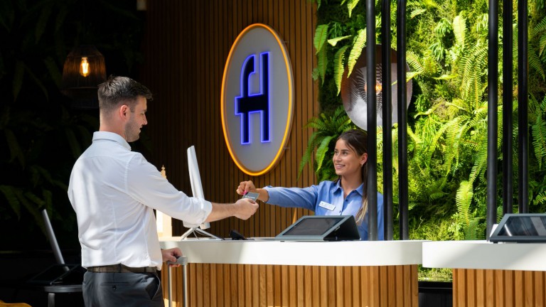 Receptie - Flonk Hotel Groningen Centre, BW Signature Collection