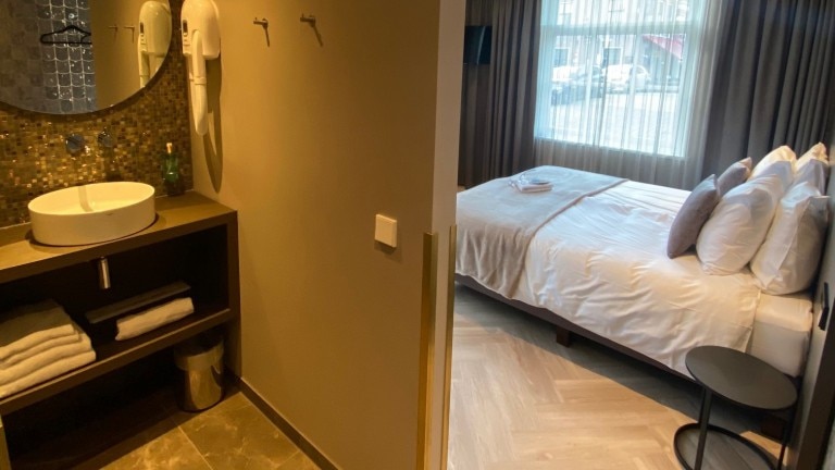 Deluxe Doppelzimmer Junior – Hafen Suiten Monnickendam