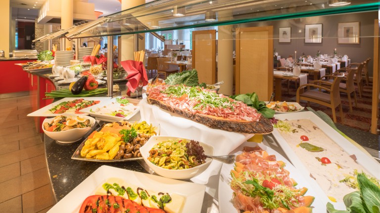 Buffet - Best Western Premier Castanea Resort
