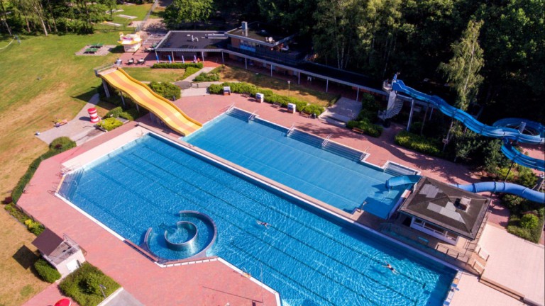 Zwembad omgeving - Vakantiepark Grafschaft Bentheim