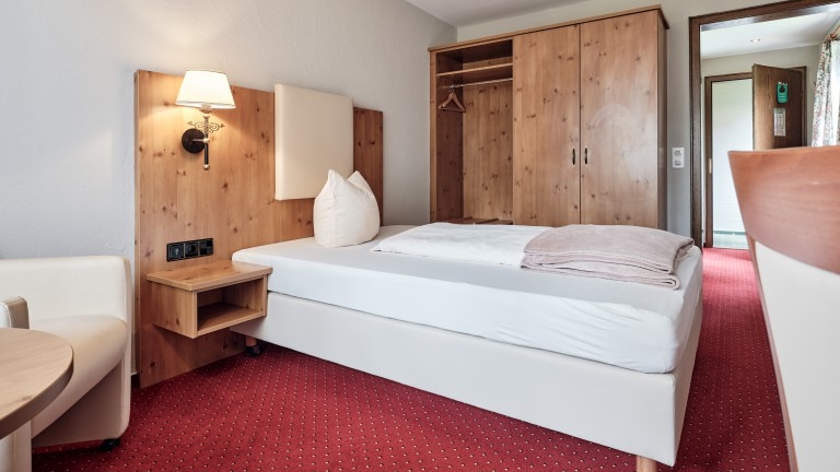 Komfort-Einzelzimmer – Hotel Hochfirst