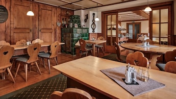 Restaurant Gaststube - Hotel Hochfirst powered by H24