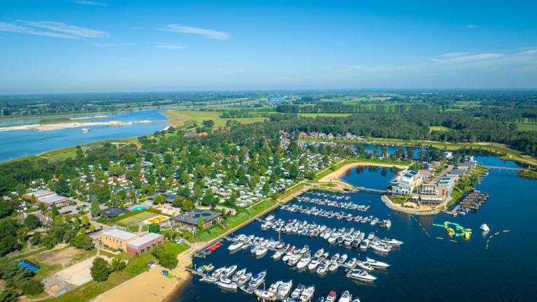 Landal Marina Resort Well