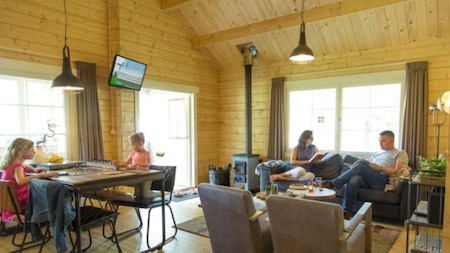 Wohnzimmer - RCN Vakantiepark de Flaasbloem
