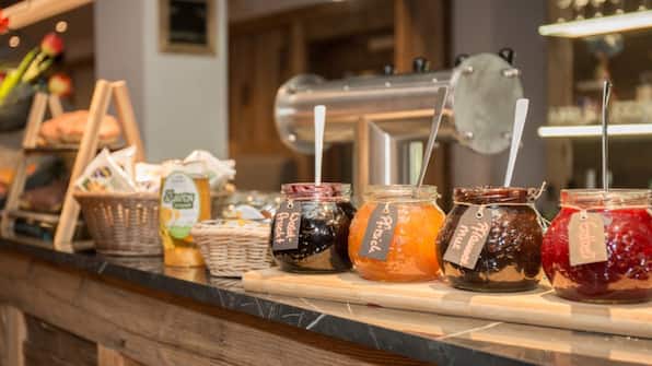 Frühstück Buffet - Lodge Hotel Winterberg 