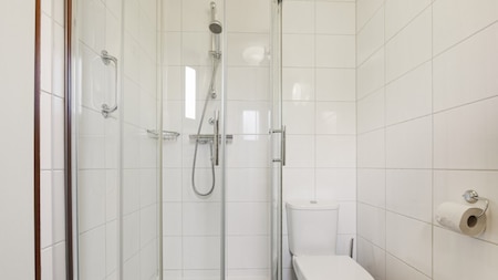 Badezimmer - Summio Vakantiepark Reevallis