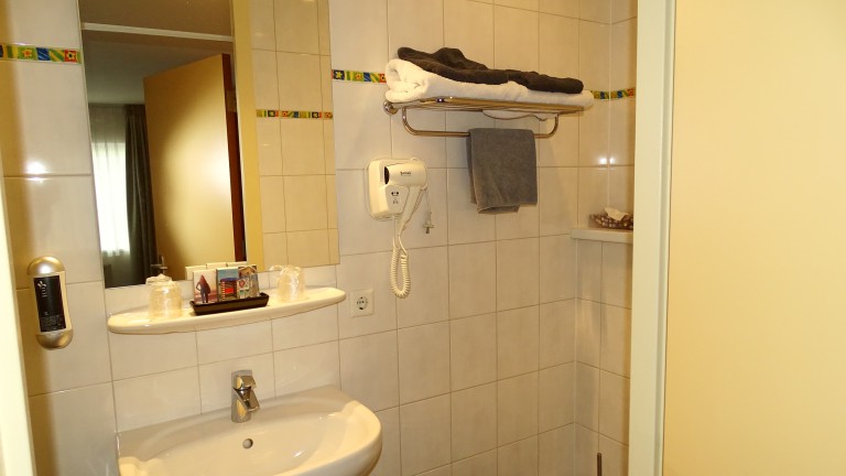 Standardzimmer – Hotel Café Restaurant De Kroon