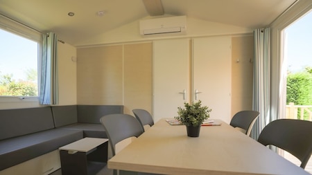 Woonkamer - RCN Camping La Ferme Du Latois