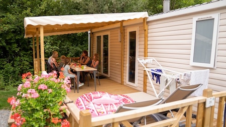 Buitenzicht - RCN Camping Belledonne Buitenzicht - RCN Camping Belledonne