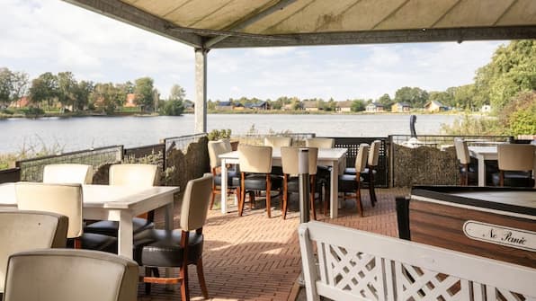 Terras - Summio Villapark Akenveen