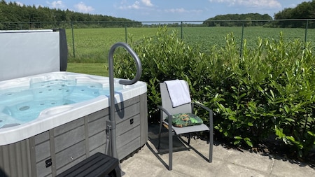 Whirlpool - Summio Villaparc Schoonhovenseland