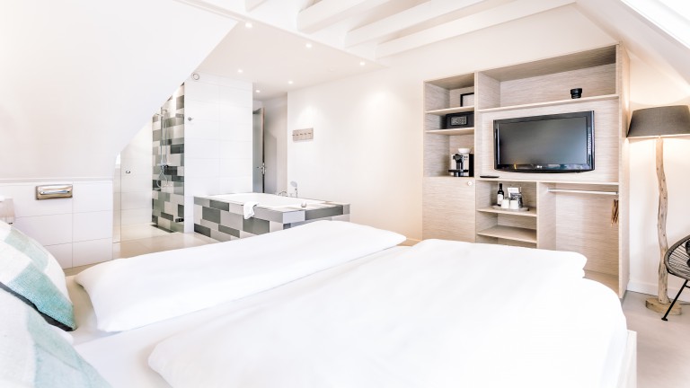 Royal Suite A – Unterkunft Übersee