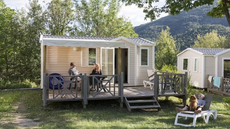 Buitenaanzicht - RCN Camping Les Colllines de Castallane