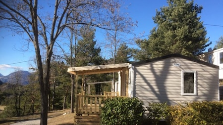 Buitenaanzicht - RCN Camping Les Colllines de Castallane