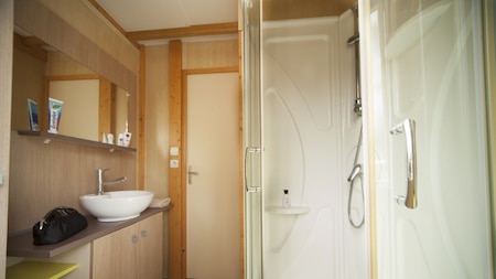 Badkamer - RCN Camping Les Colllines de Castallane