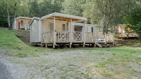 Außenansicht - RCN Camping Val de Cantobre