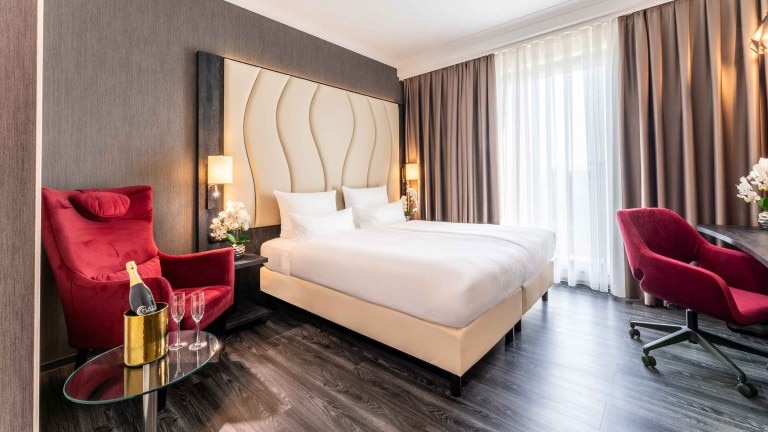 Standaard kamer van Plaza Premium Grand Winston Rijswijk.