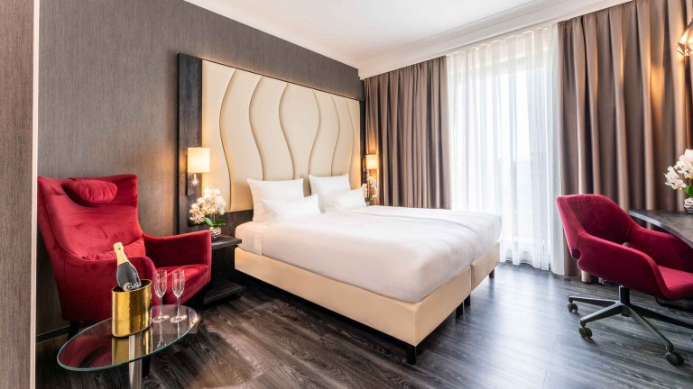 Standaard kamer van Plaza Premium Grand Winston Rijswijk.