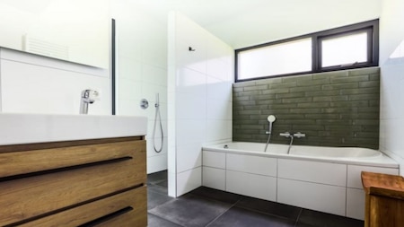 Badezimmer - RCN Vakantiepark de Flaasbloem