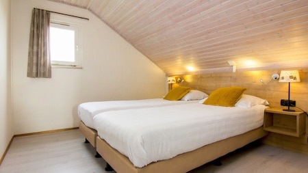 Schlafzimmer - Summio Vakantiepark Reevallis