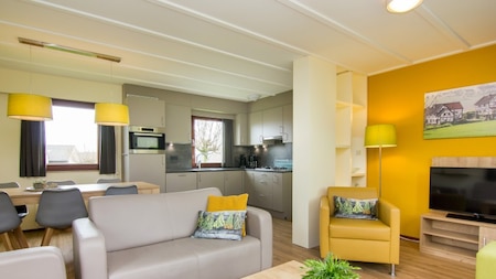 Wohnzimmer - Summio Vakantiepark Reevallis