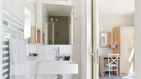 Badezimmer - Dormio Strand Resort Nieuwvliet-Bad