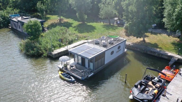 Hausboot Glücklich - Rent to Enjoy