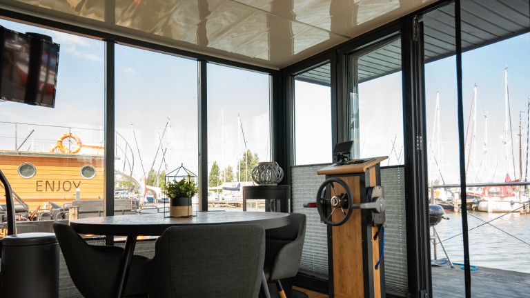 Hausboot Glücklich - Rent to Enjoy