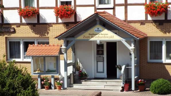 Ingang - Hotel zum Reinhardswald