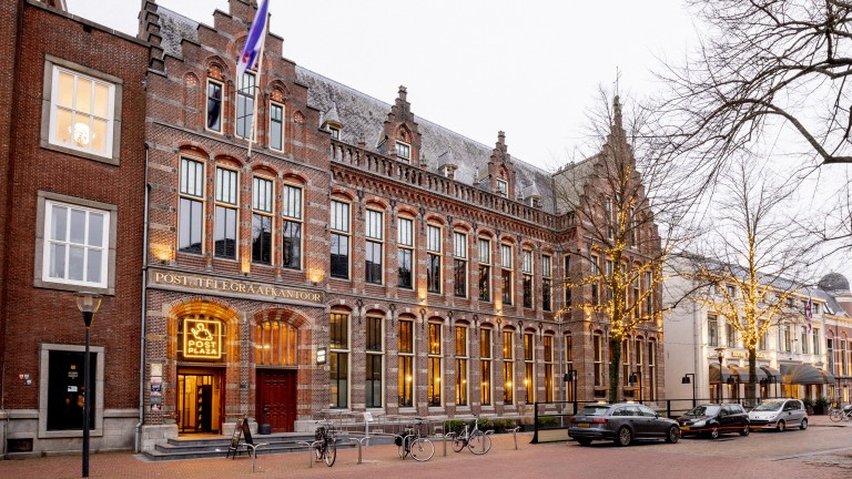 Omgeving - Post-Plaza Hotel