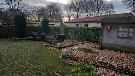 Buitenaanzicht - Vakantiepark de Luttenberg Buitenaanzicht - Vakantiepark de Luttenberg