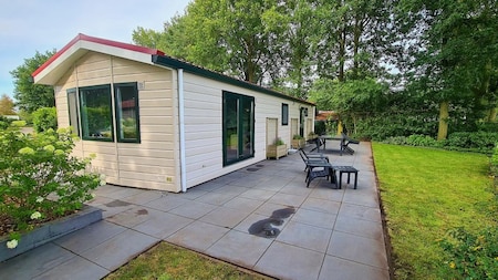 Terras - Vakantiepark de Luttenberg Terras - Vakantiepark de Luttenberg