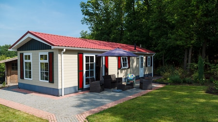 Buitenaanzicht - Vakantiepark de Luttenberg Buitenaanzicht - Vakantiepark de Luttenberg