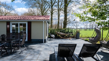 Terras - Vakantiepark de Luttenberg Terras - Vakantiepark de Luttenberg