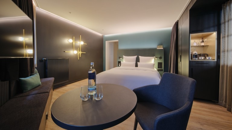 Überlegenheit und Abhängigkeit