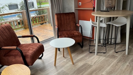 Woonkamer - Camping de Vinkenkamp Woonkamer - Camping de Vinkenkamp