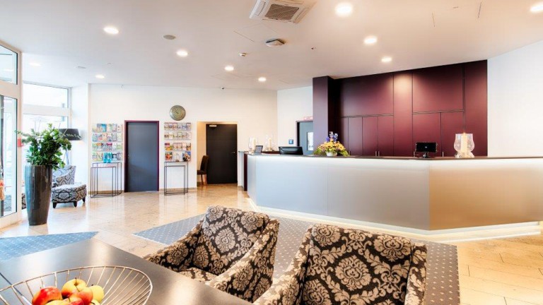 Receptie - ACHAT Hotel Neustadt an der Weinstraße