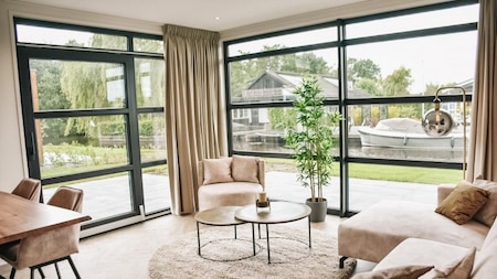 Wohnzimmer - MarinaPark Residentie Nieuw Loosdrecht