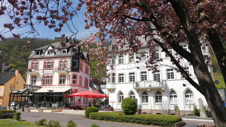 Voorzijde beide huizen - Haus Hohenzollern en Haus Ambiente