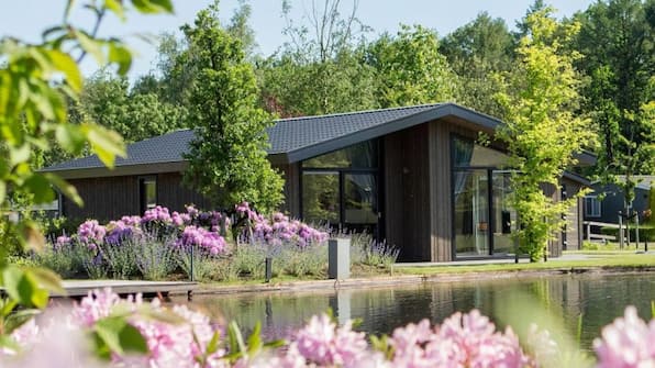 Watervilla Luxe - Vakantiepark Molenvelden
