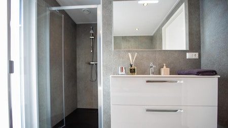 Badezimmer - Vakantiepark Molenvelden Badezimmer - Vakantiepark Molenvelden